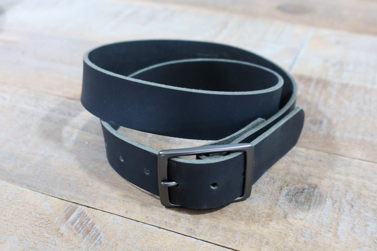 MATTE BLACK LEATHER BELT